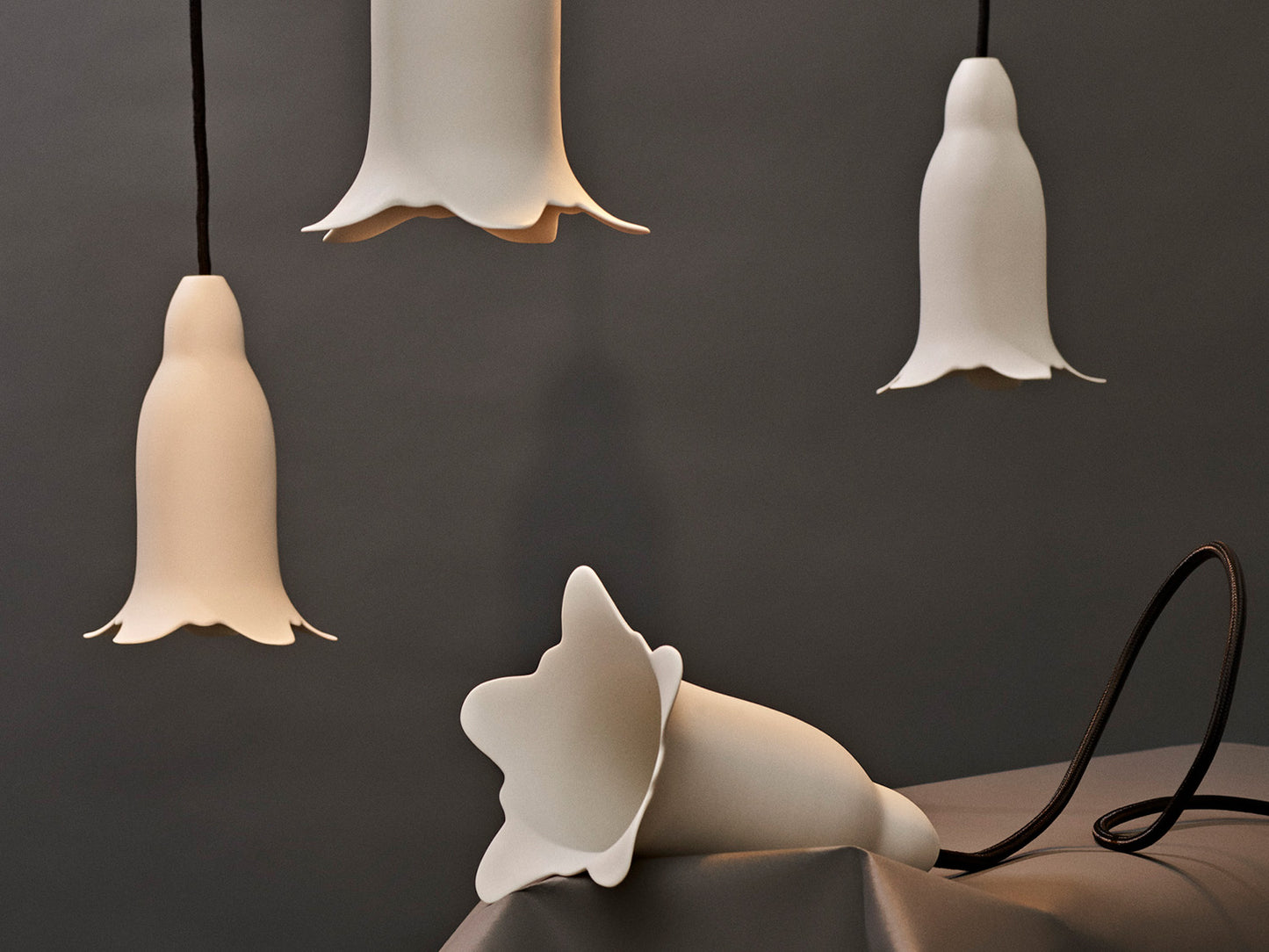 Pendant lamp | Gentiana Alba