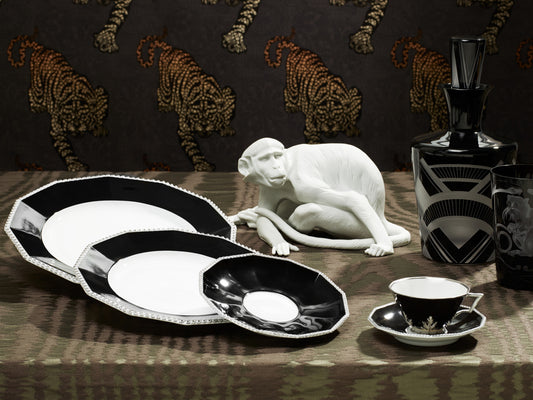 Plate | Perl | Black Platinum | 21 cm