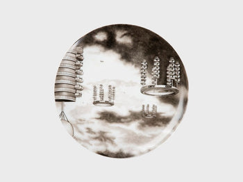 Flying City Tableware, Carsten Höller aus Porzellan, glasiert
